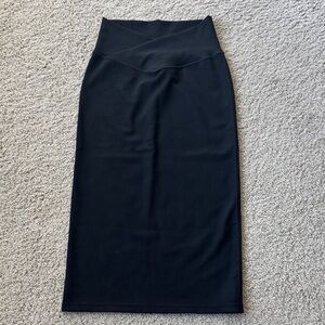 Zyia Ribbed Cross-front Pencil Skirt in Black Women’s Size S